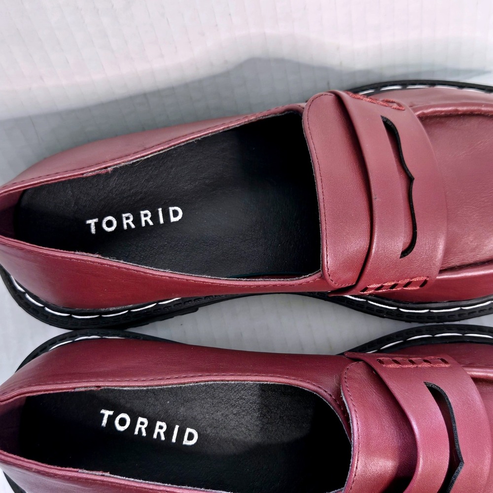 Torrid Burgundy Lug Chunky Sole Loafers Burgundy Wide Width Chunky Platform 8WW - Picture 5 of 8